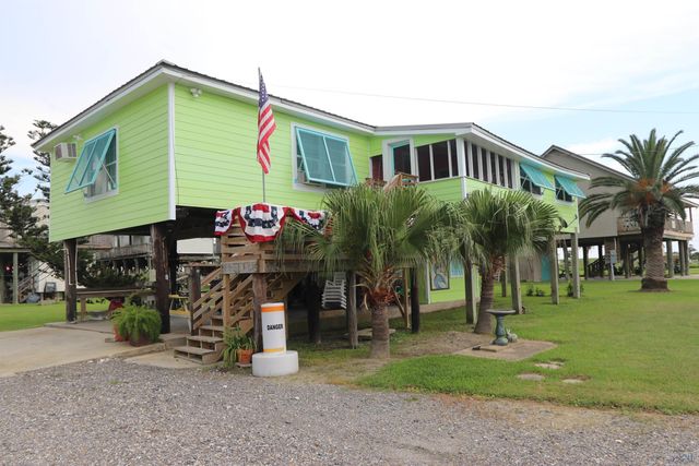 128 Herwig Lane, Grand Isle, LA 70358
