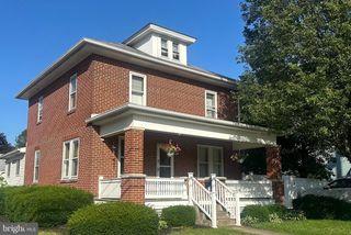 201 S BROAD STREET, Mechanicsburg, PA 17055