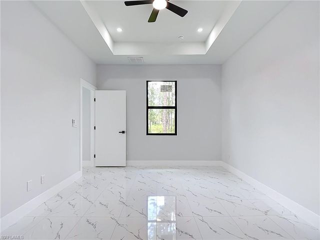3900 E 10th ST, Lehigh Acres, FL 33972