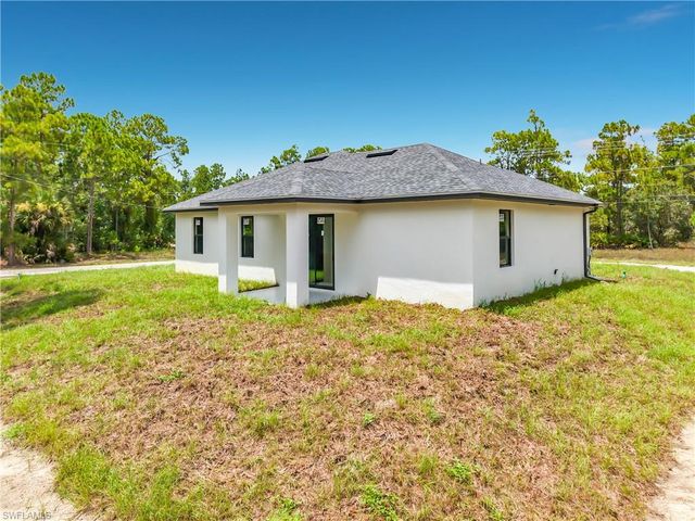 3900 E 10th ST, Lehigh Acres, FL 33972