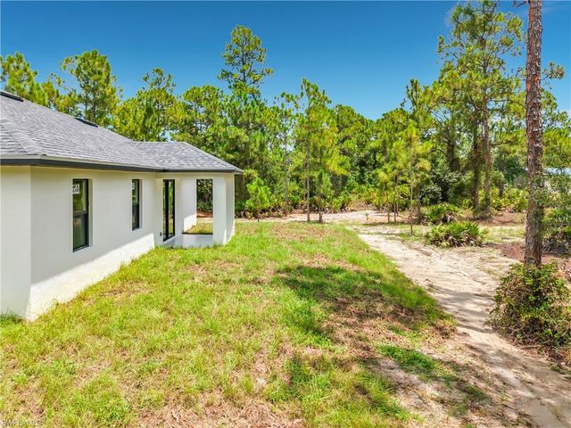 3900 E 10th ST, Lehigh Acres, FL 33972
