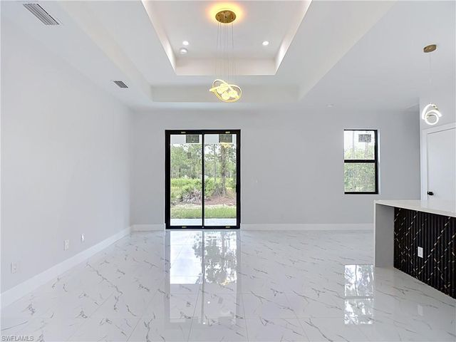 3900 E 10th ST, Lehigh Acres, FL 33972