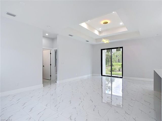 3900 E 10th ST, Lehigh Acres, FL 33972