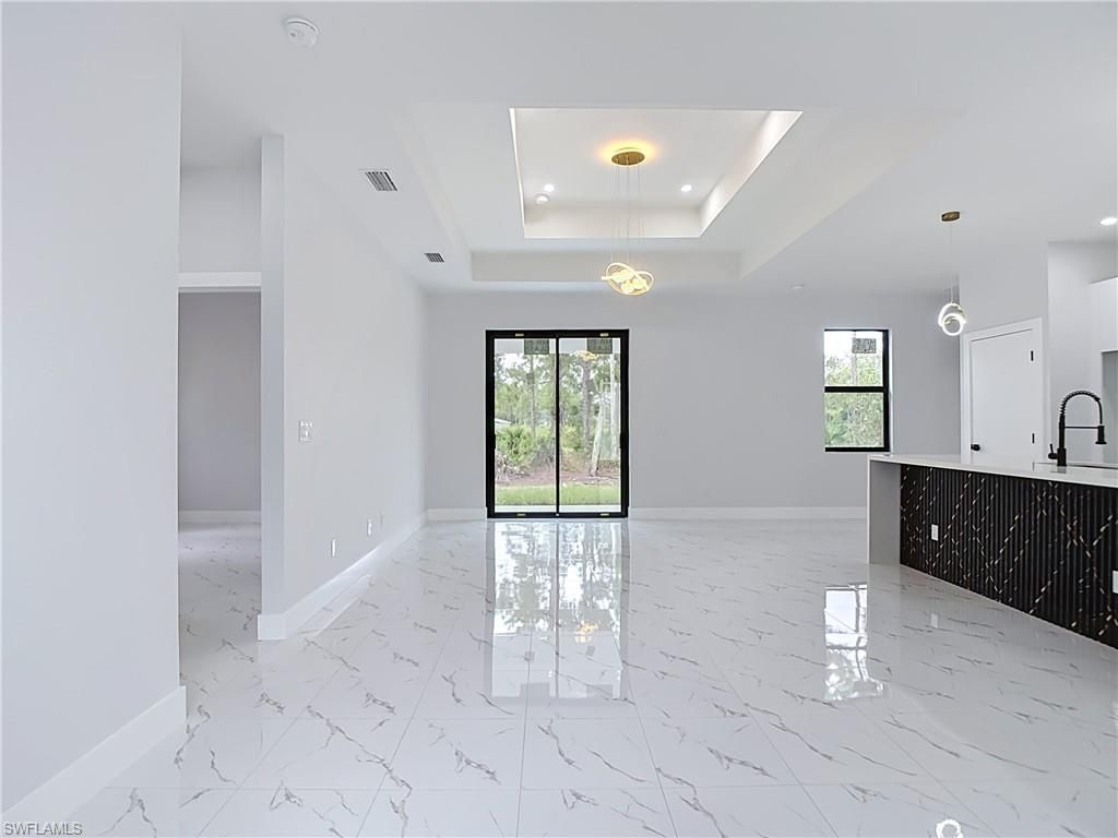 3900 E 10th ST, LEHIGH ACRES, FL 33972 — photo 4