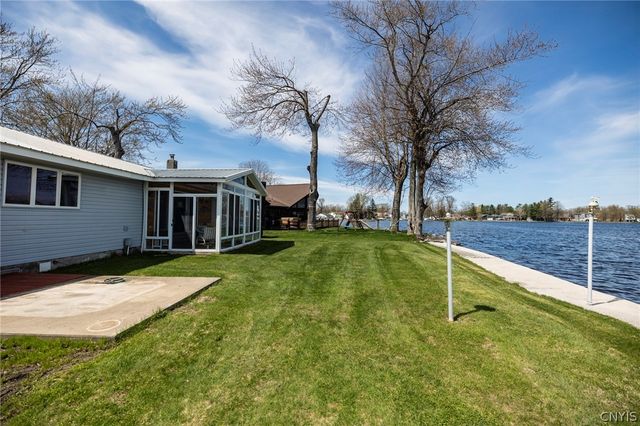 9092 Beach Road, Cicero, NY 13029