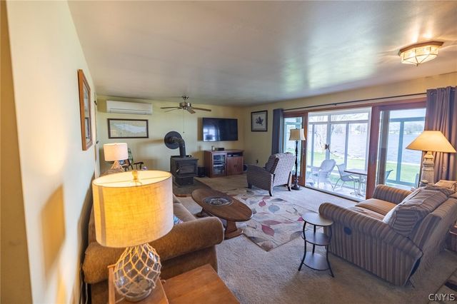 9092 Beach Road, Cicero, NY 13029