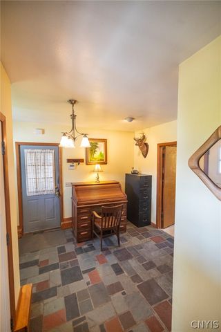 9092 Beach Road, Cicero, NY 13029
