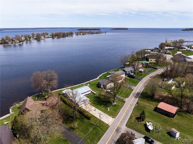 9092 Beach Road, Cicero, NY 13029