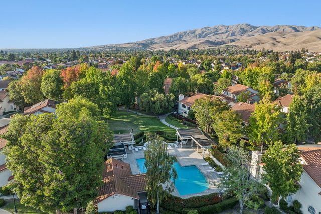 2118 Cuesta Drive, Milpitas, CA 95035