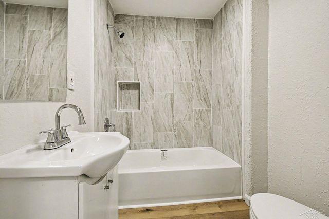 122 S East Street, Vassar, MI 48768