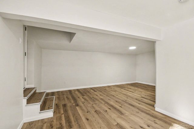 122 S East Street, Vassar, MI 48768