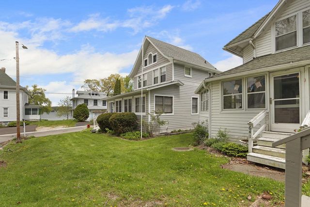 641 Hazel COURT, Fontana, WI 53125