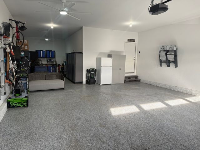 2716 W 38th Place, Davenport, IA 52806