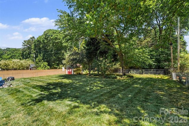 13611 Idlefield Lane, Matthews, NC 28105