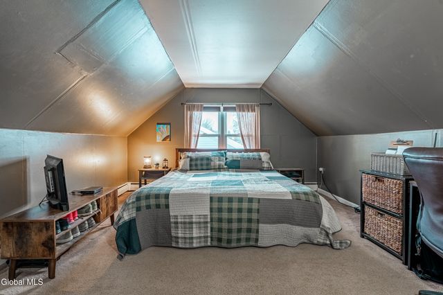 62 Keeler Drive, Albany, NY 12208