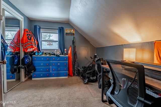 62 Keeler Drive, Albany, NY 12208