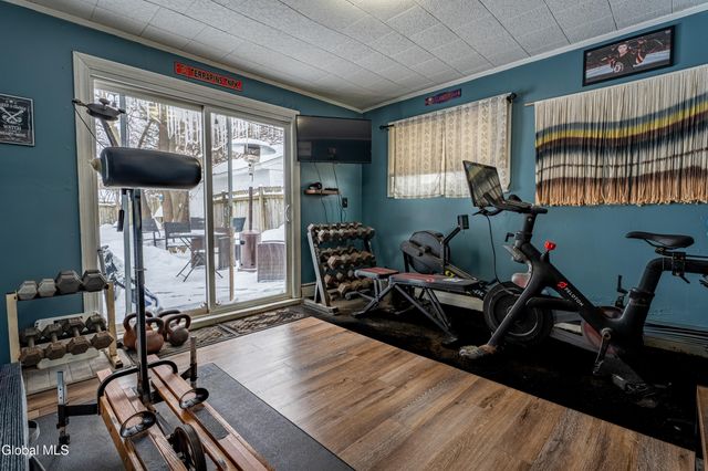 62 Keeler Drive, Albany, NY 12208