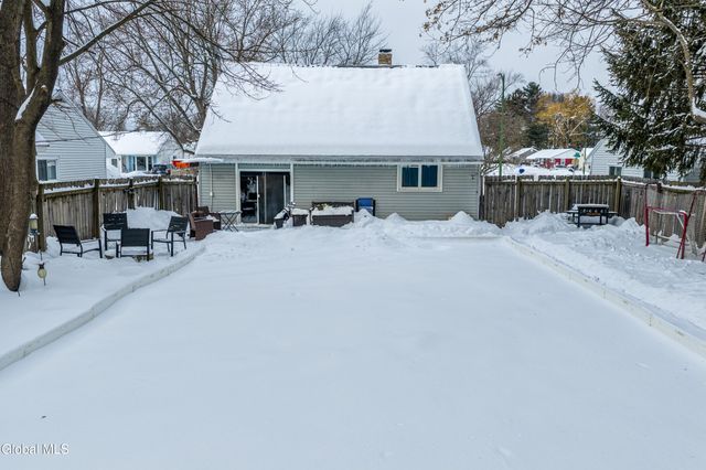 62 Keeler Drive, Albany, NY 12208