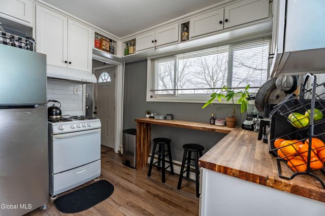 62 Keeler Drive, Albany, NY 12208