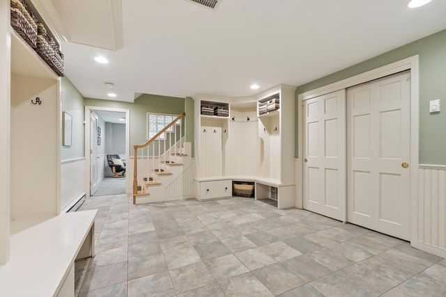 5 Overlook Circle, Westford, MA 01886