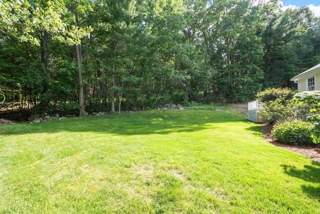 5 Overlook Circle, Westford, MA 01886