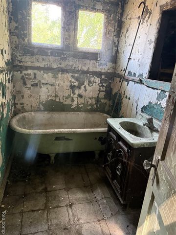 8067 Homer St Street, Detroit, MI 48209