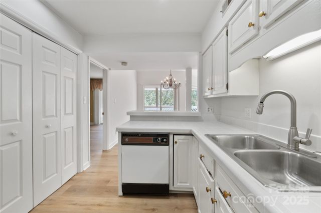 7429 Ashfield Court, Charlotte, NC 28226