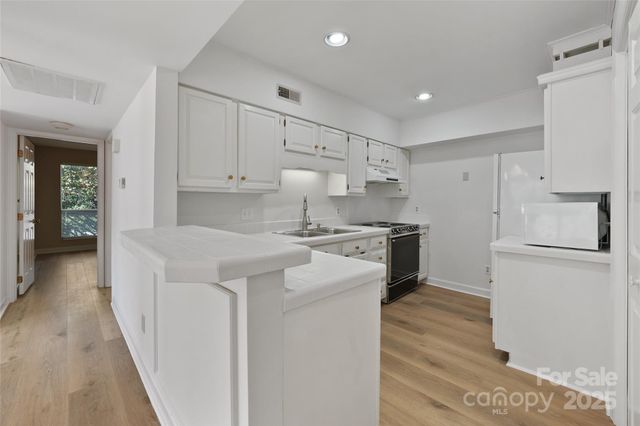 7429 Ashfield Court, Charlotte, NC 28226