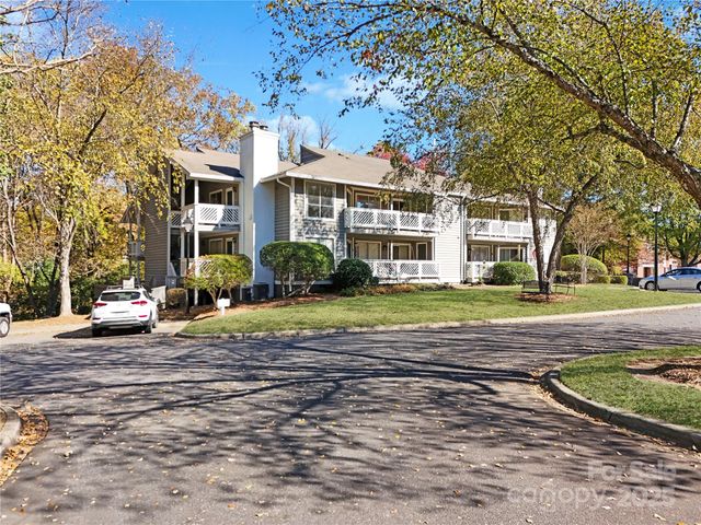 7429 Ashfield Court, Charlotte, NC 28226