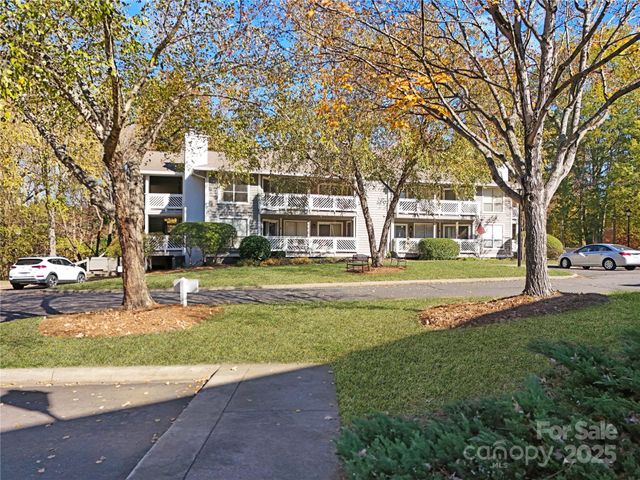 7429 Ashfield Court, Charlotte, NC 28226