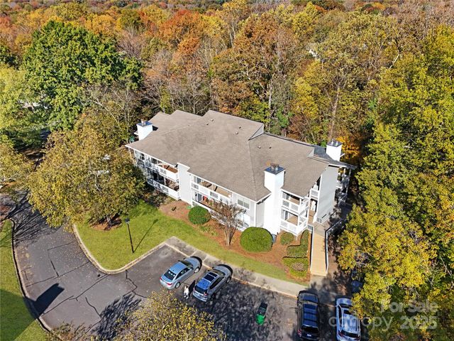 7429 Ashfield Court, Charlotte, NC 28226