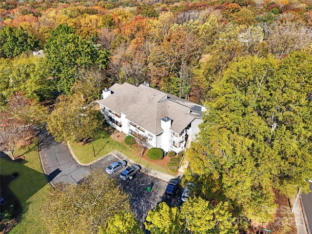 7429 Ashfield Court, Charlotte, NC 28226