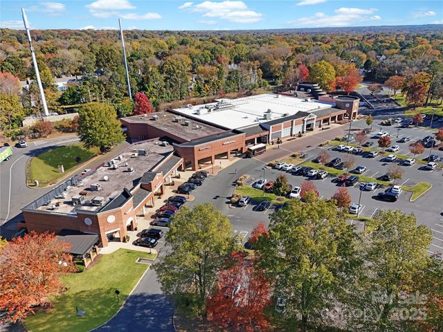 7429 Ashfield Court, Charlotte, NC 28226