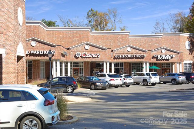 7429 Ashfield Court, Charlotte, NC 28226