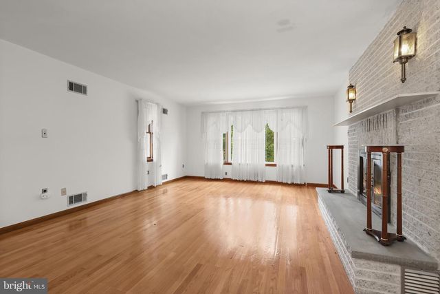 4816 BUCKS SCHOOL HOUSE RD, Baltimore, MD 21237
