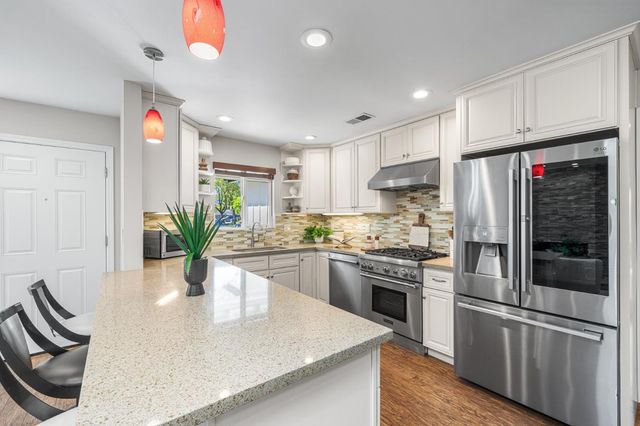 175 La Canada Court, Los Gatos, CA 95032