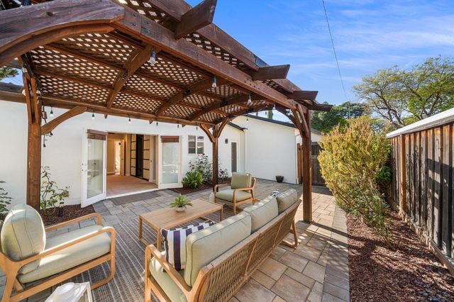 175 La Canada Court, Los Gatos, CA 95032