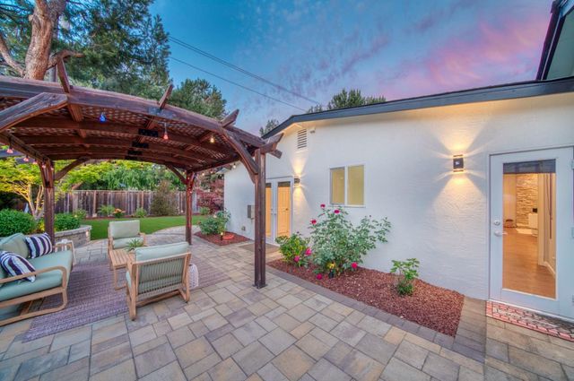 175 La Canada Court, Los Gatos, CA 95032