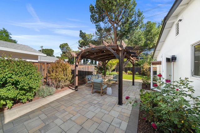175 La Canada Court, Los Gatos, CA 95032