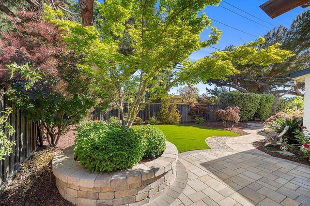 175 La Canada Court, Los Gatos, CA 95032