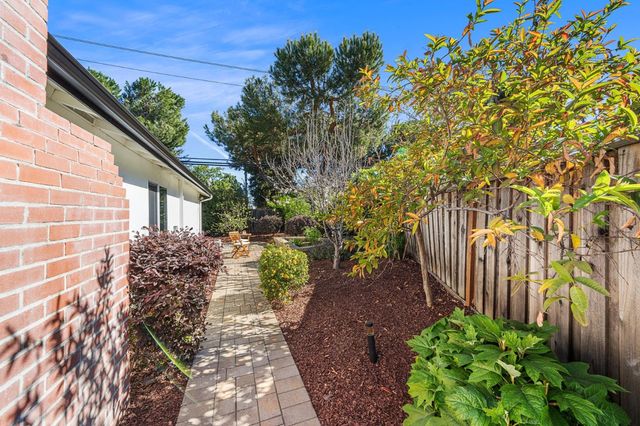 175 La Canada Court, Los Gatos, CA 95032