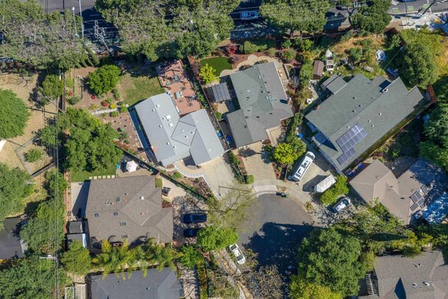 175 La Canada Court, Los Gatos, CA 95032