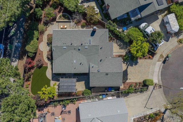 175 La Canada Court, Los Gatos, CA 95032