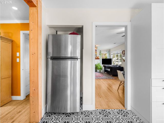 4011 Se 113TH Ave, Portland, OR 97266