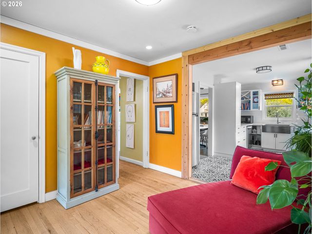 4011 Se 113TH Ave, Portland, OR 97266