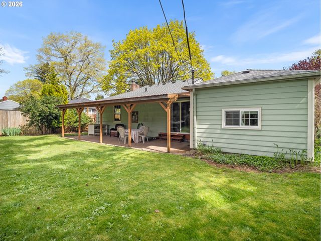 4011 Se 113TH Ave, Portland, OR 97266