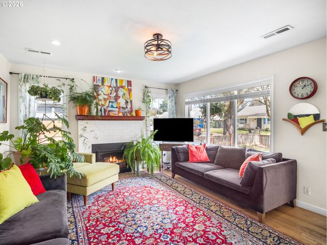 4011 Se 113TH Ave, Portland, OR 97266