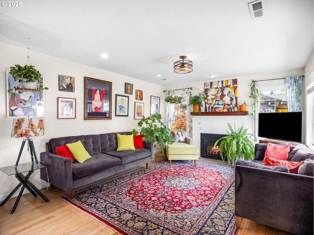 4011 Se 113TH Ave, Portland, OR 97266