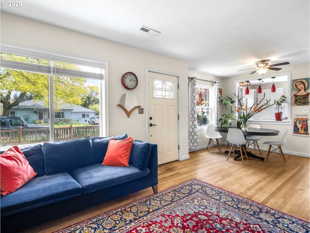 4011 Se 113TH Ave, Portland, OR 97266