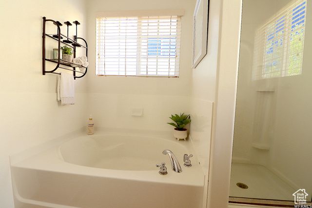 6823 W BOTTLEBRUSH LN, West Jordan, UT 84081